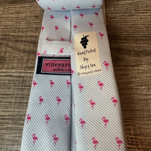 Vineyard Vines Pink Flamingo Stripe Tie NWT - Picture 2 of 8